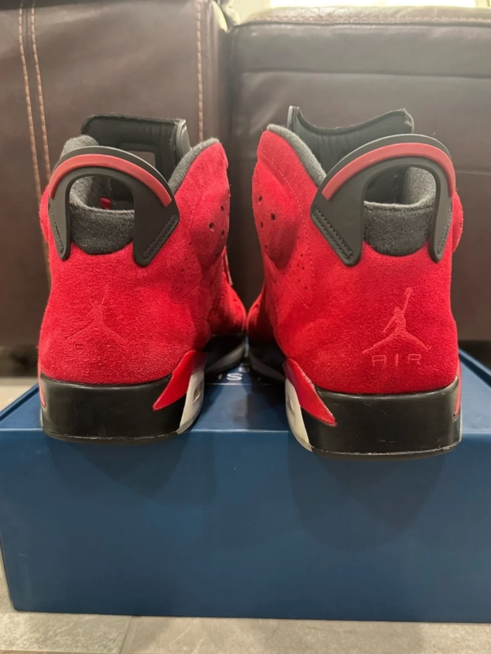 Size 10.5 - Air Jordan 6 Retro Toro Bravo - Picture 3 of 5